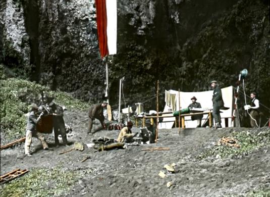Absolonova výprava na dno Macochy od 28. srpna do 2. září 1905. Foto MZM