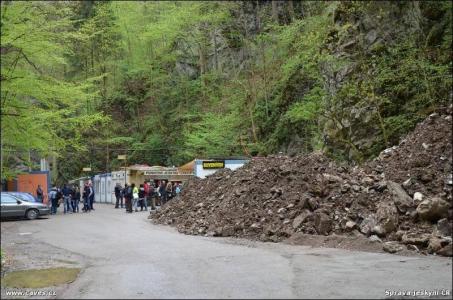 Demolice staré provozní budovy Punkevních jeskyní