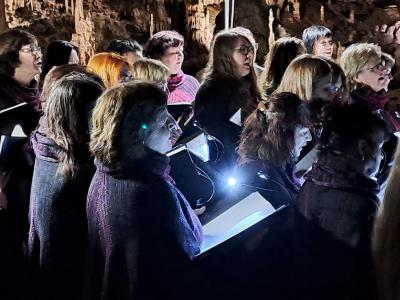 Benefiční koncert v Punkevních jeskyních, 9. 12. 2023